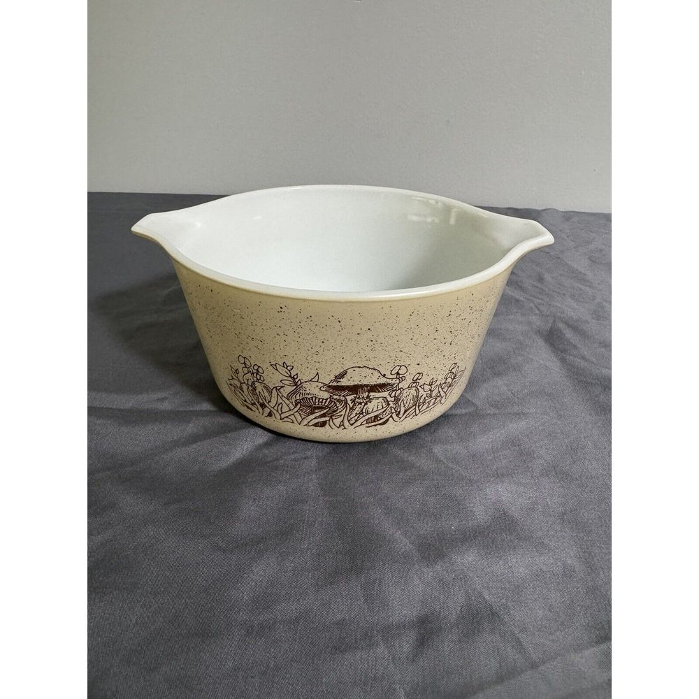 Vintage Pyrex Corning Small Mixing Bowl Forest‎ Mushroom